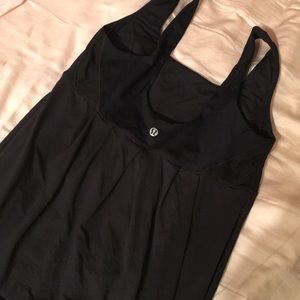 Lululemon tank!